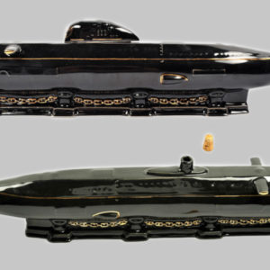 Фарфоровый штоф в виде подводной лодки
